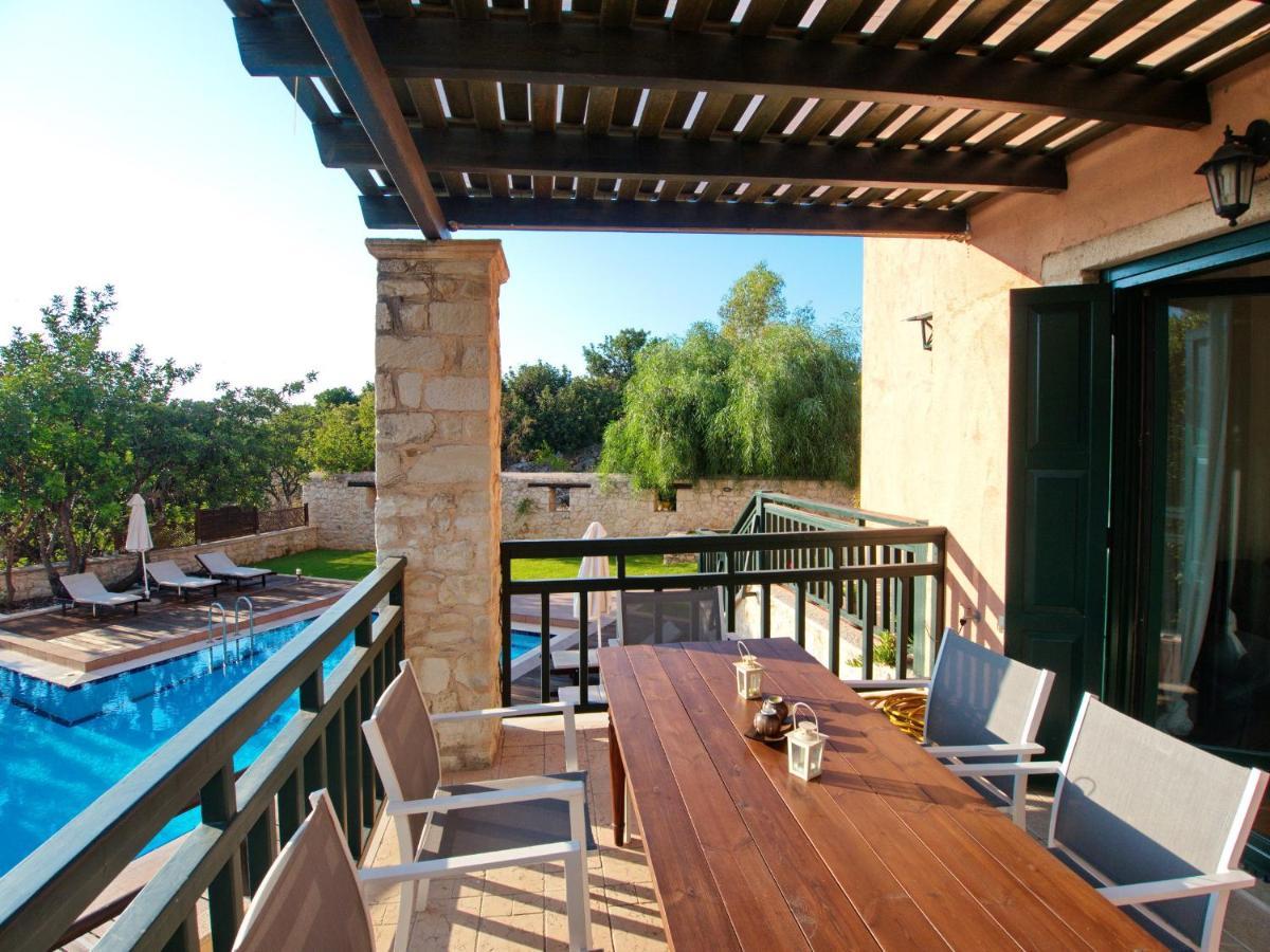 Villa Amvrosia Nr Kalives Crete Arménoi Exterior foto